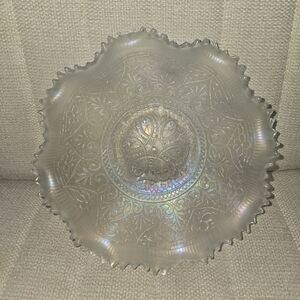 VINTAGE CARNIVAL NORTHWOOD WHITE HEART & FLOWERS RUFFLED BOWL